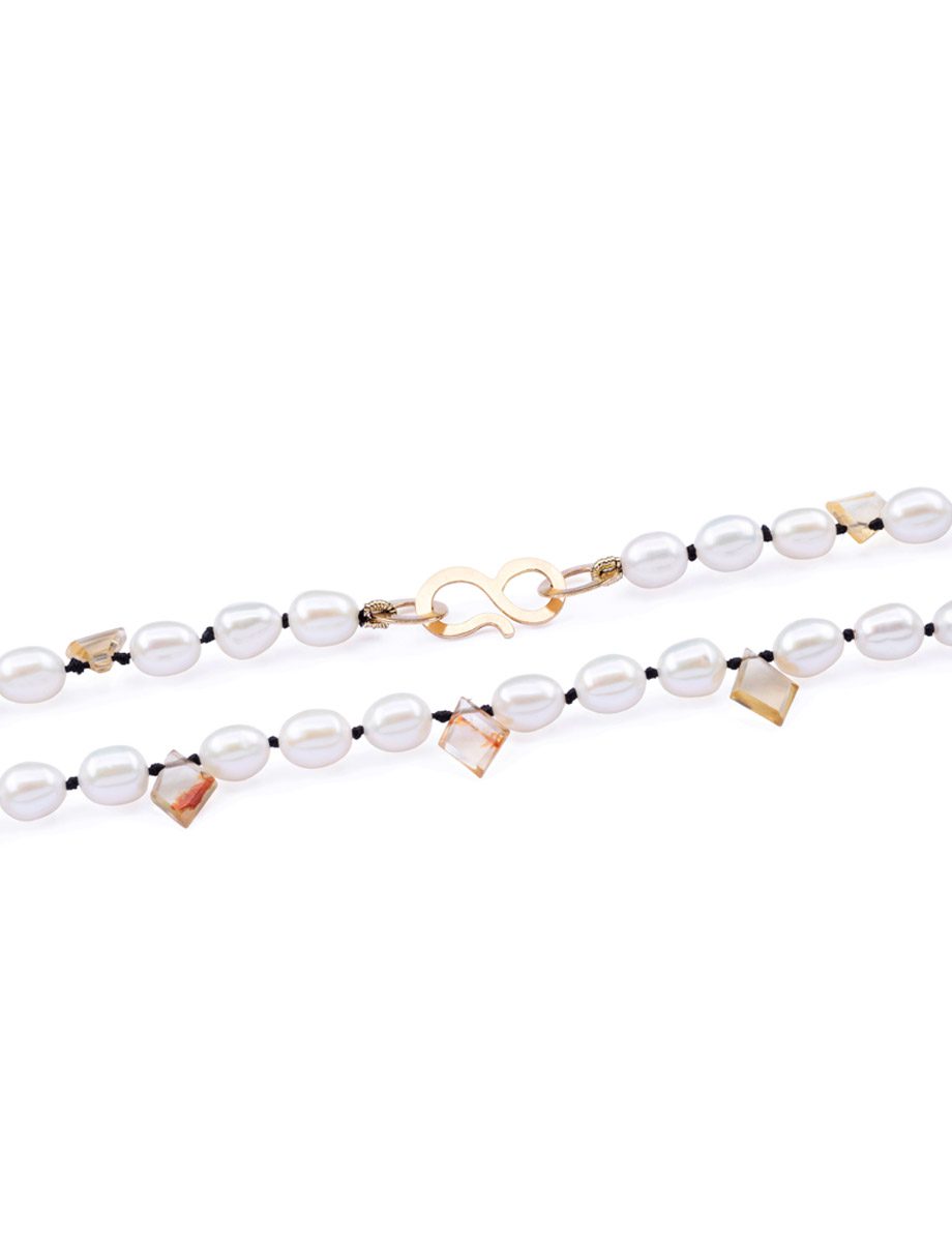 Maru Chain Necklace – Yellow Gold, Pearl & Quartz