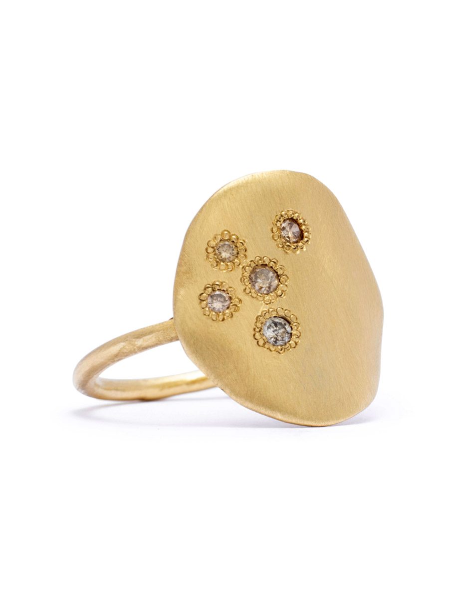Neru Large Disc Ring – Yellow Gold & Diamond