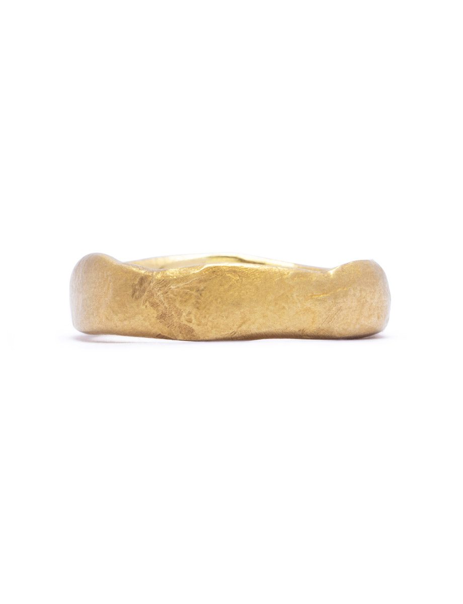 Wonkier Wonky Wedder Ring – Yellow Gold