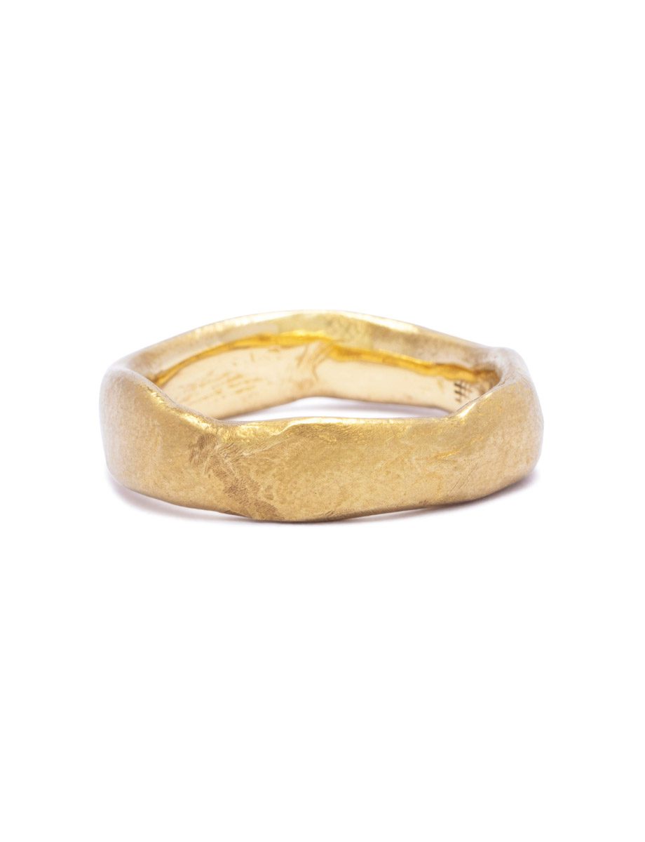 Wonkier Wonky Wedder Ring – Yellow Gold
