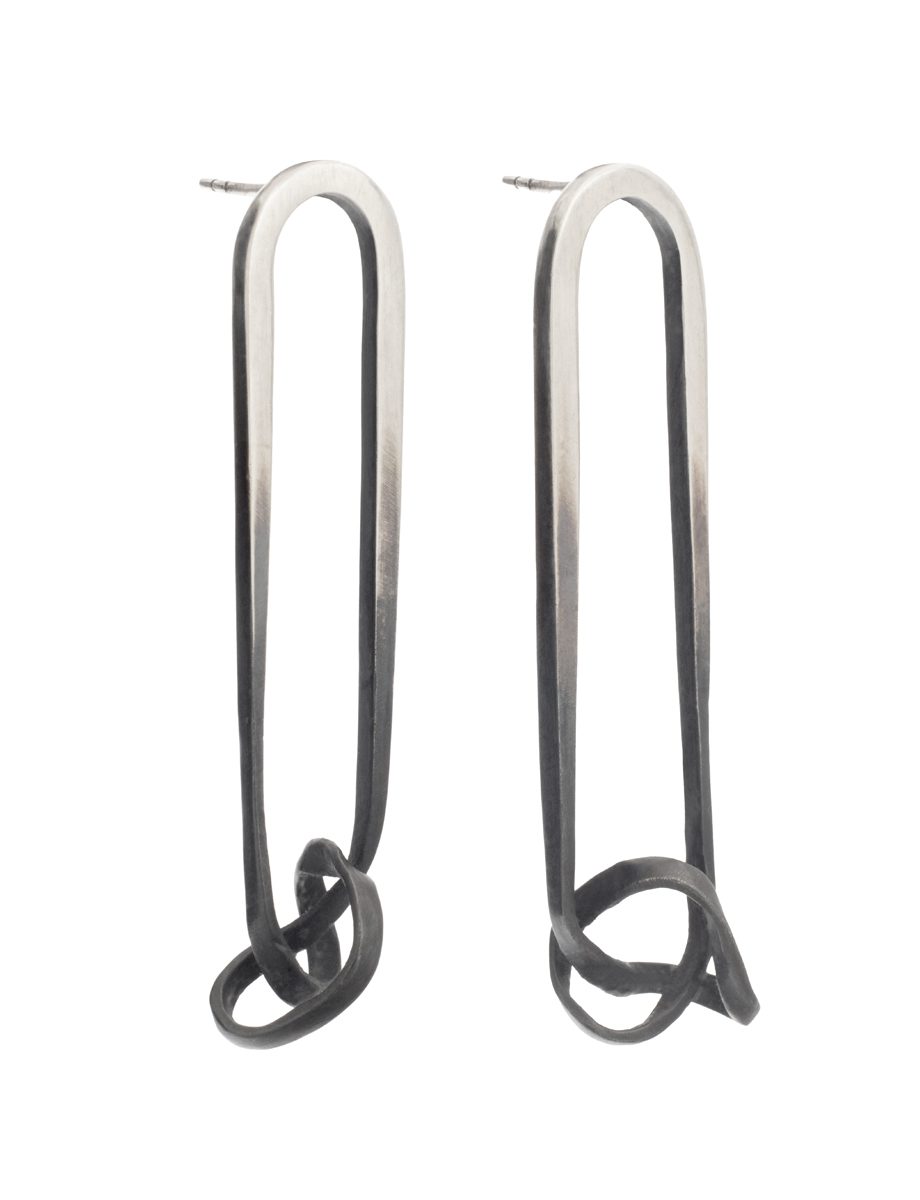 Oval Flow Stud Earrings – Silver