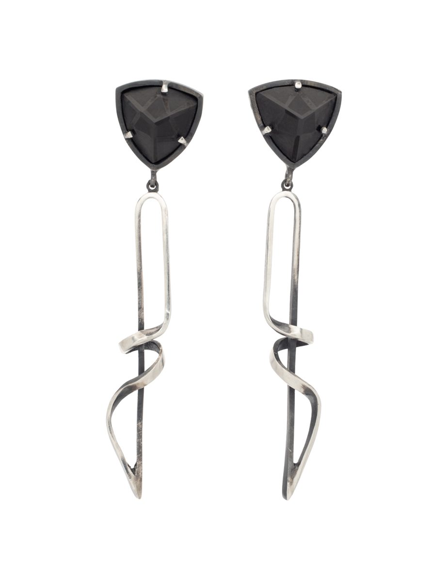 Spinel Flow Stud Earrings – Silver & Black Spinels