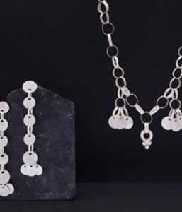 Exhibition: ASIMINA