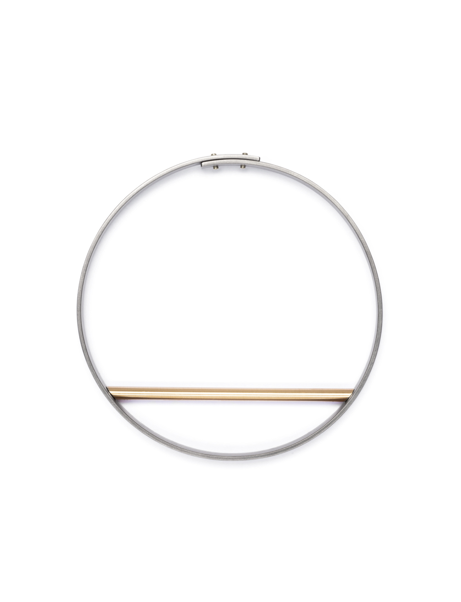 Utopia Circle Bangle – Yellow Gold & Titanium