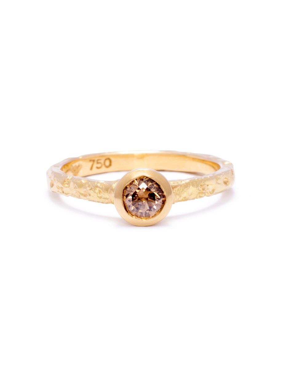 Nelides Ring