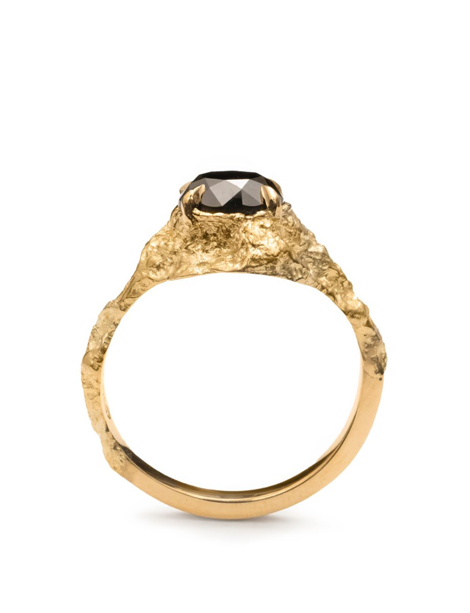 Aurora Ring – Yellow Gold & Black Diamond