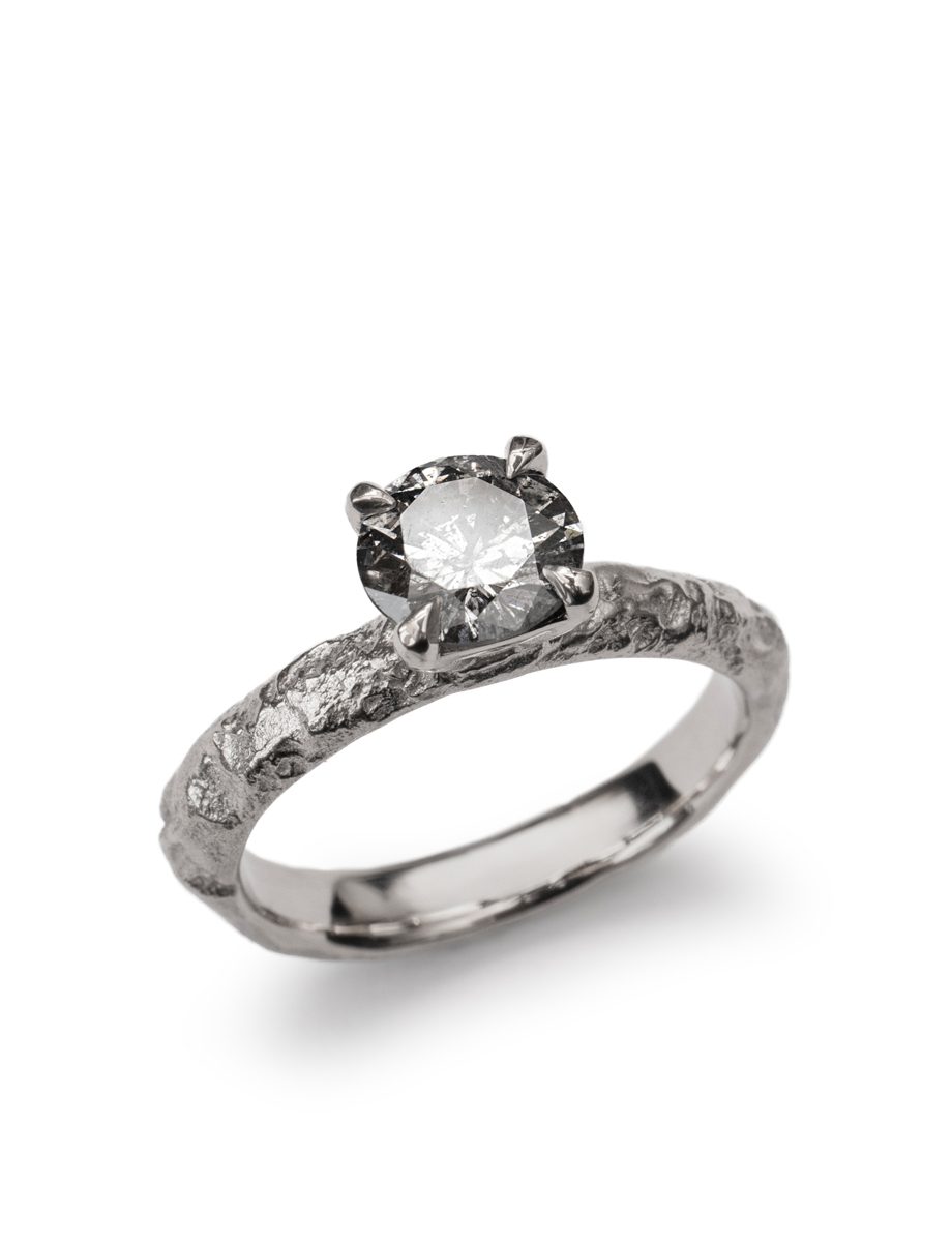 Wither Ring – White Gold & Diamond