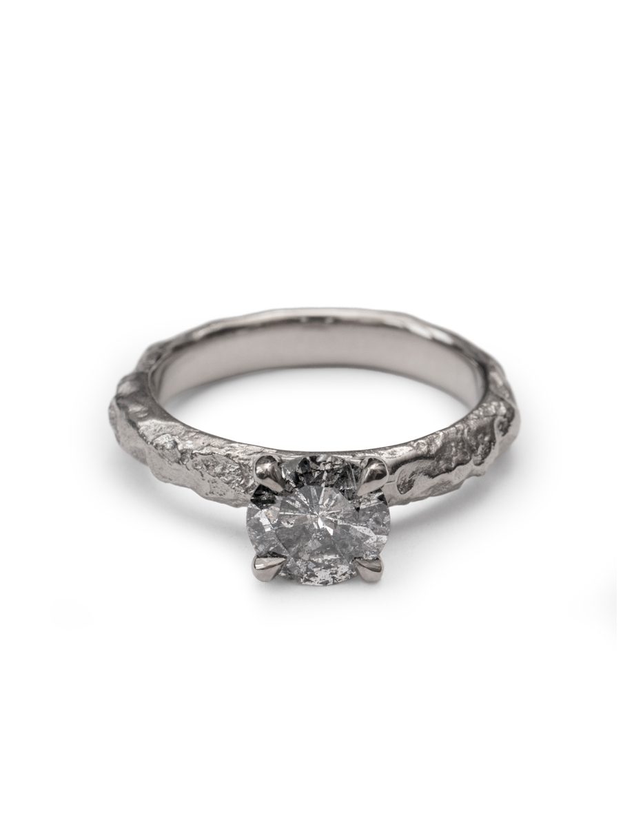 Wither Ring – White Gold & Diamond