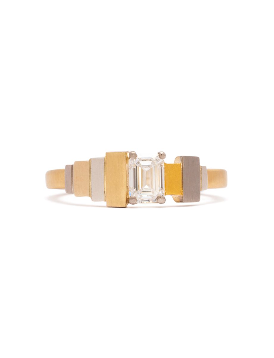 Diamond Linear Sequence Ring – Yellow & White Gold with Diamond