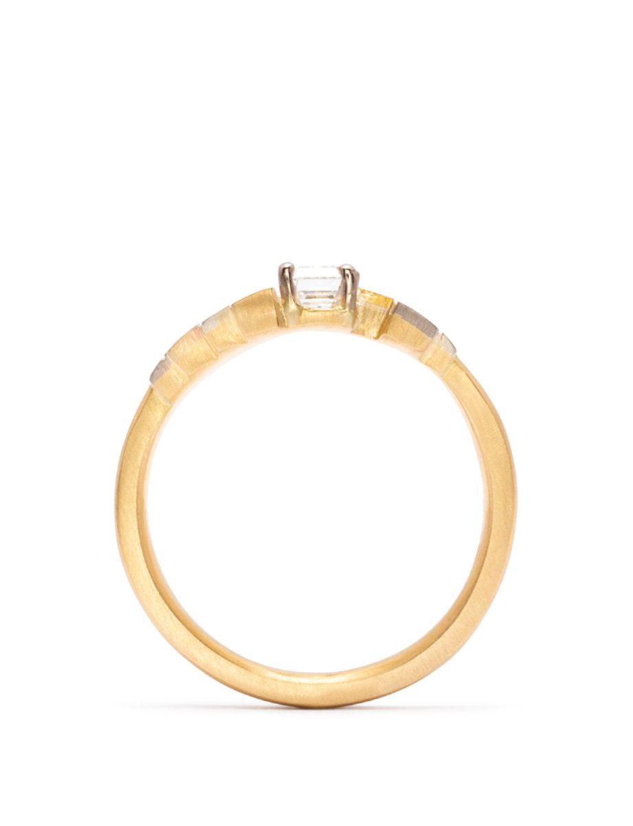 Diamond Linear Sequence Ring – Yellow & White Gold with Diamond