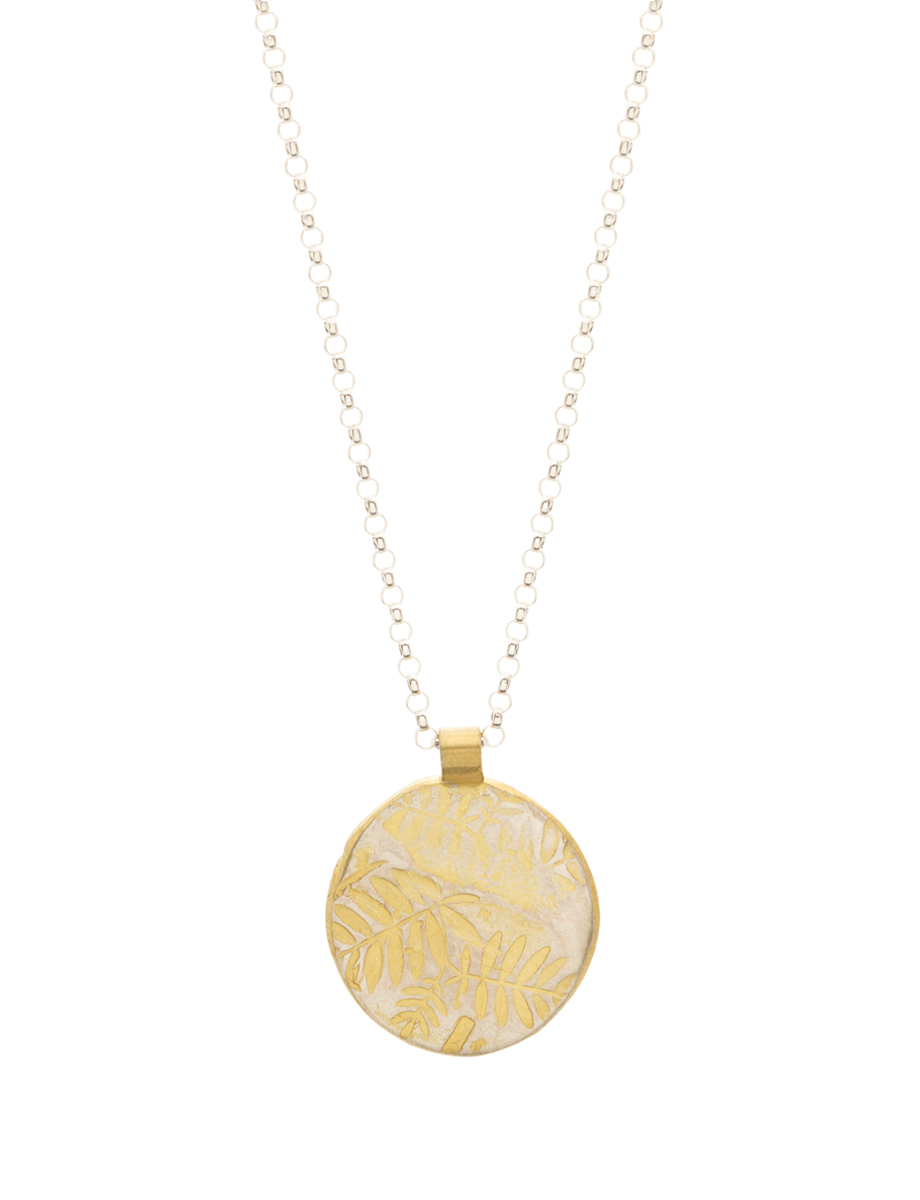 Medium Round Leaves Pendant Necklace – Gold Plate