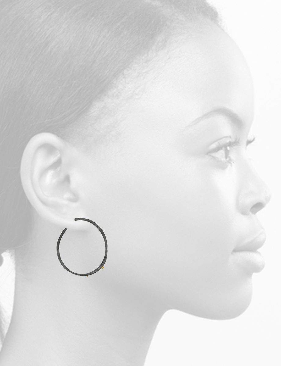 Small Tyramon Hoop Earrrings – Black & Gold