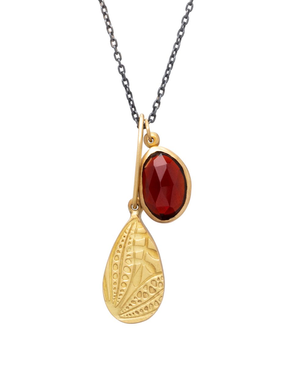 Noir Leaf Duo Necklace