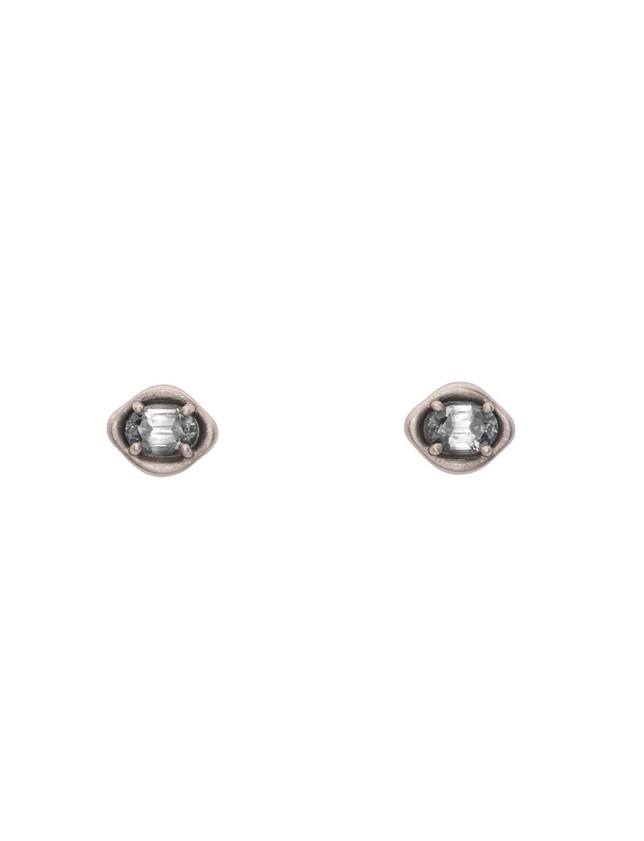Codigo de Quatro Earrings – White Gold & Sapphires