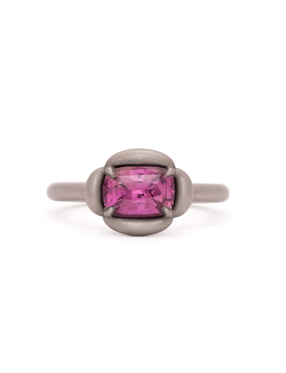 Codigo de Quatro Ring – White Gold & Pink Sapphire