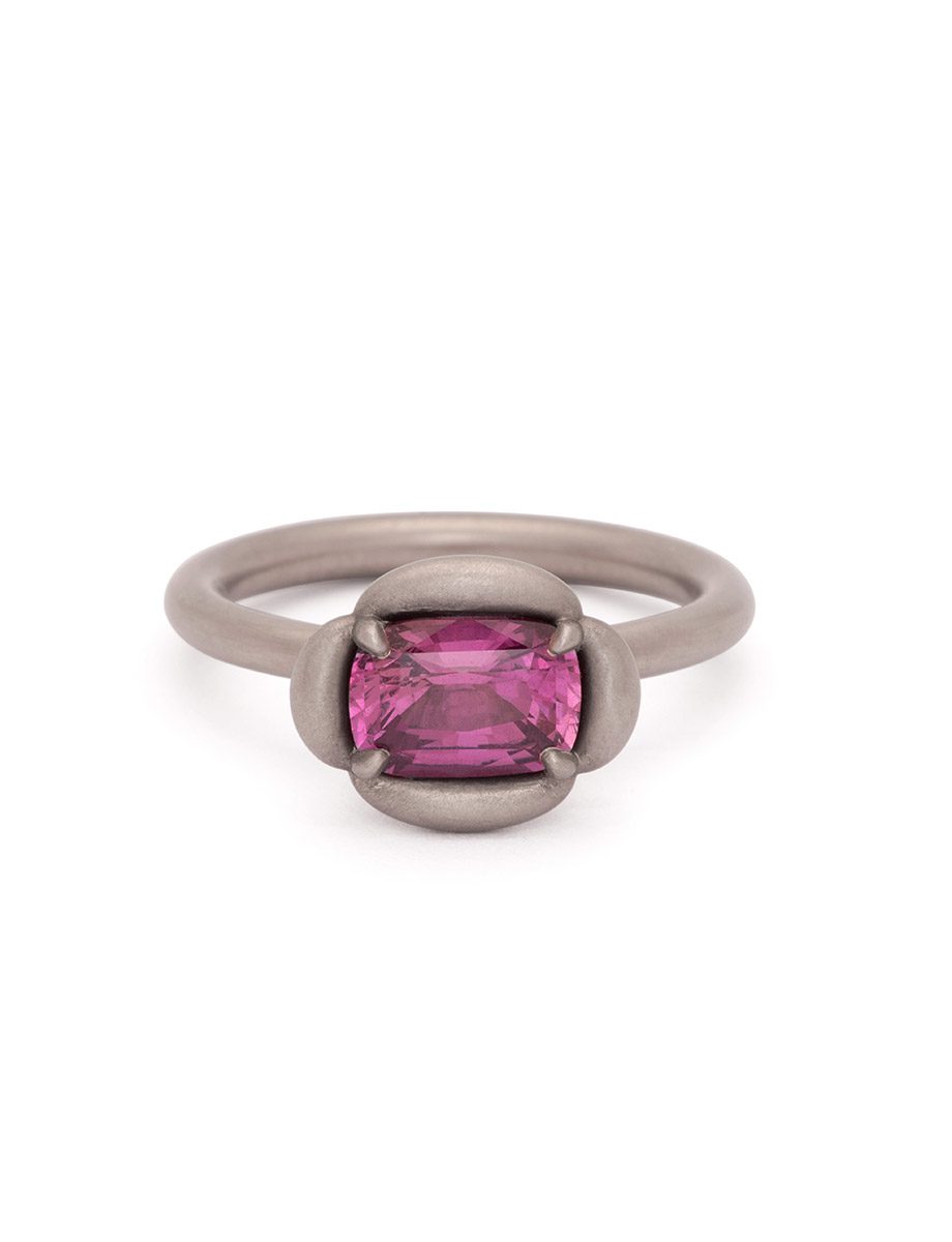 Codigo de Quatro Ring – White Gold & Pink Sapphire