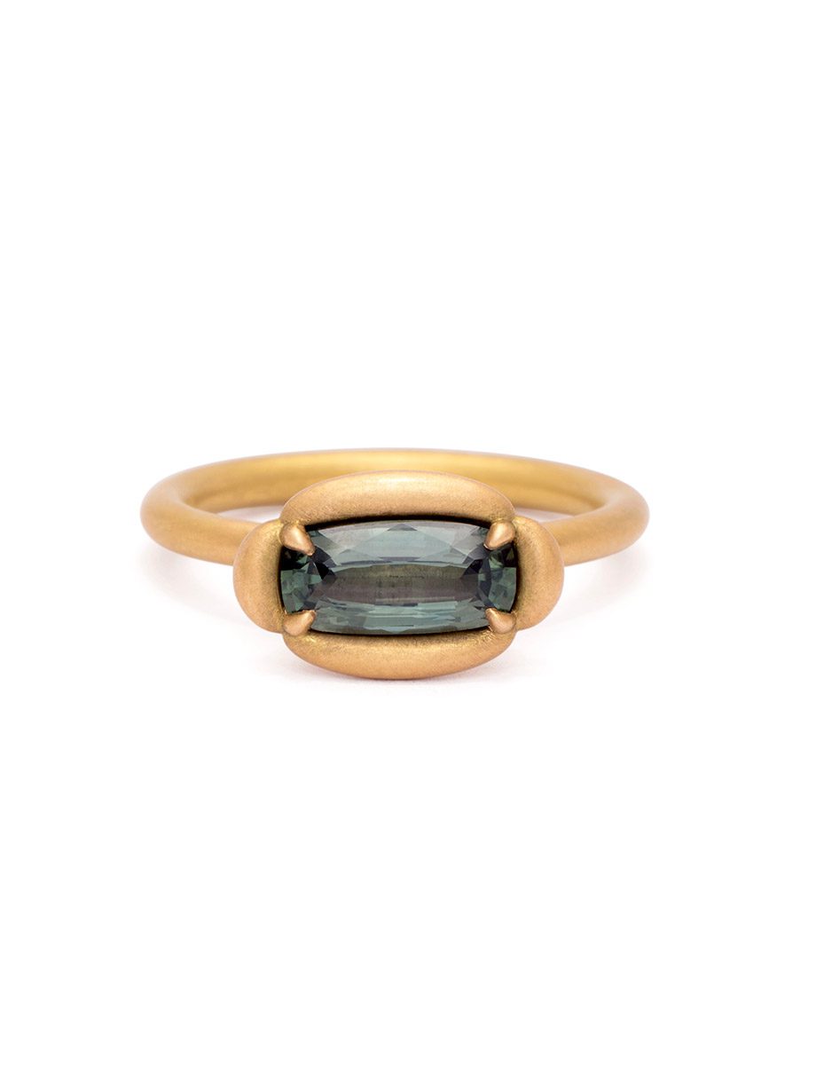 Codigo de Quatro Ring – Yellow Gold & Green Sapphire