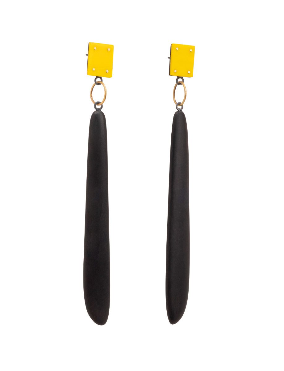 Beach Plastic Earrings – Blackened Silver & Yellow Gold