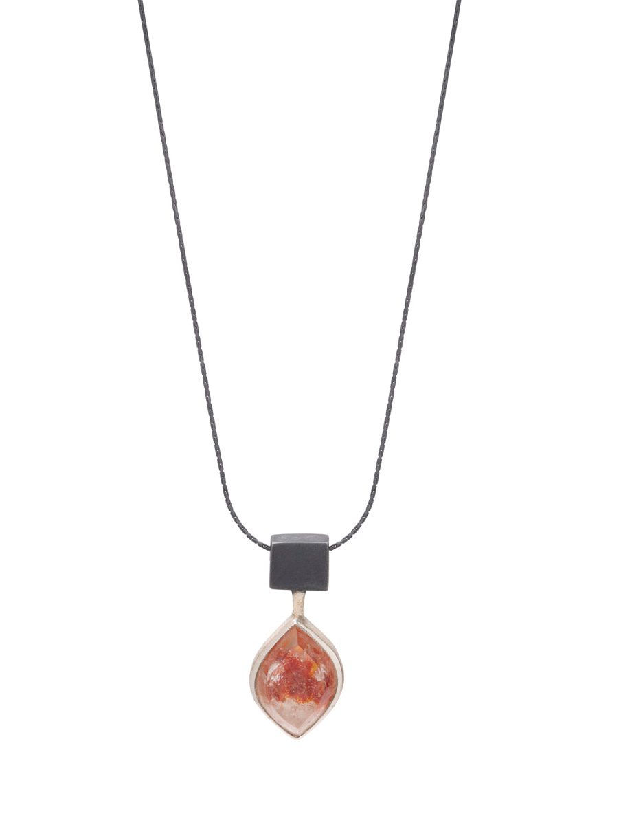 Illusion Articulated Pendant Necklace – Red Koi Quartz