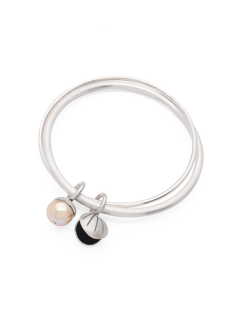 Clam Shell Charm & Broome Pearl Double Bangle