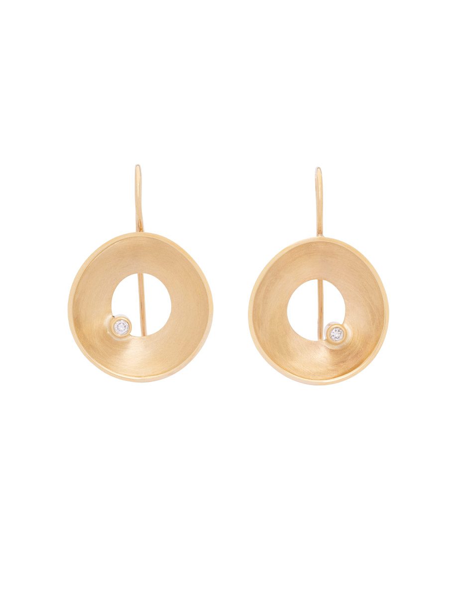 Open Sea Dish Hook Earrings – Yellow Gold