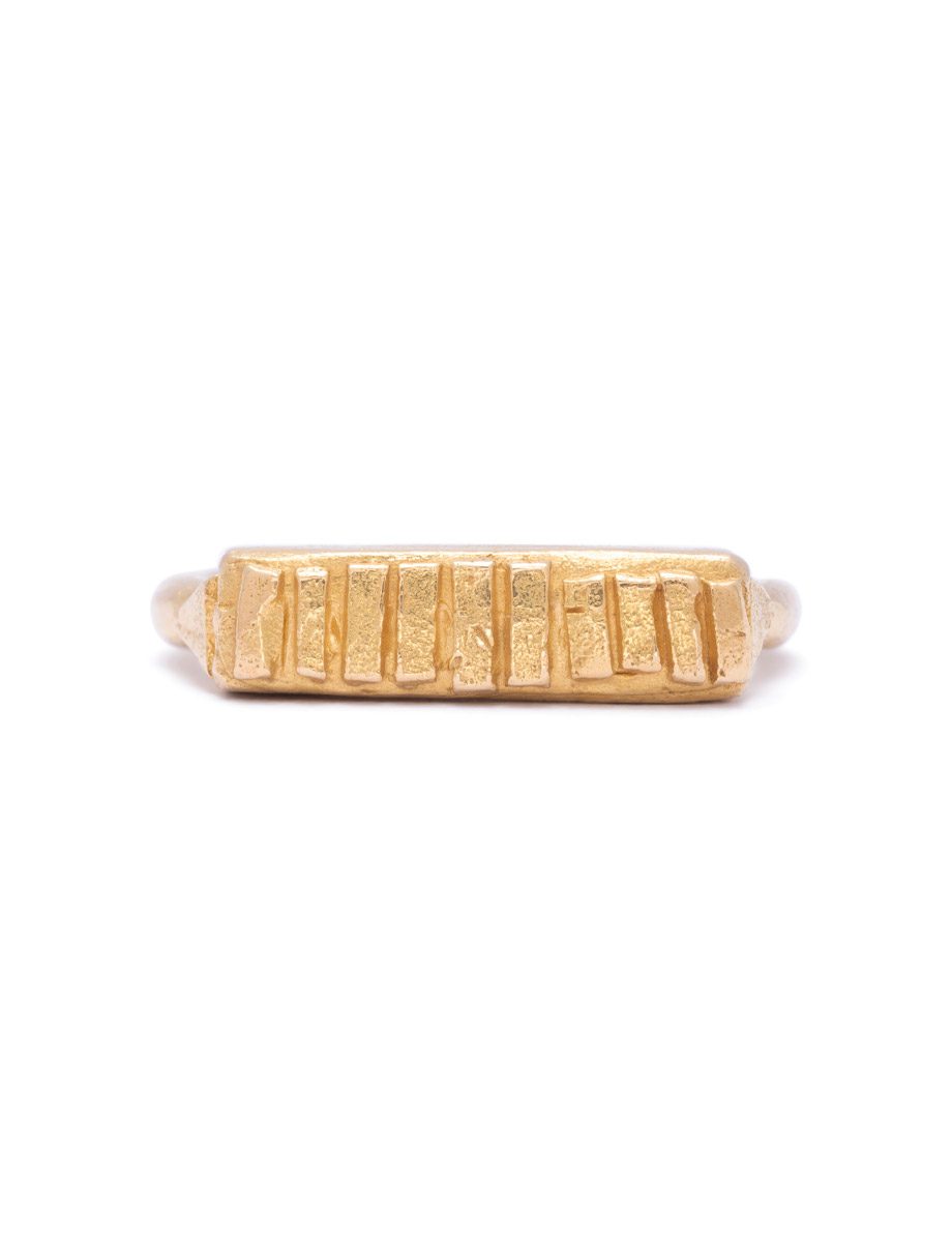 Offerings Ring – Yellow Gold & White Diamond