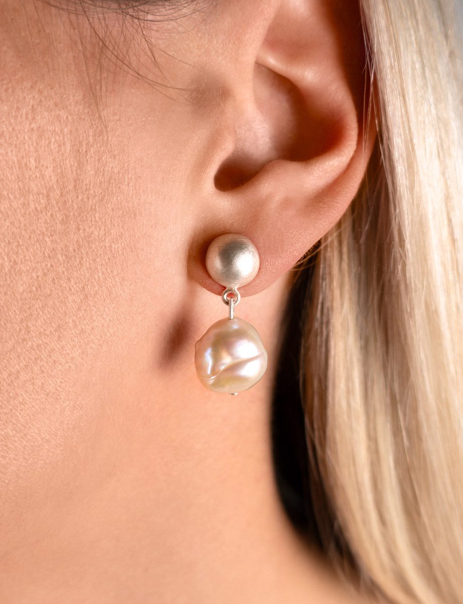 Balancing Duality Earrings – Silver & Keshi Pearl