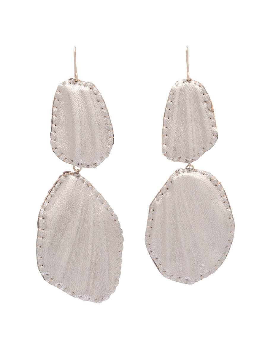 Double Soft Shell Earrings – Leather & Shell Fragments