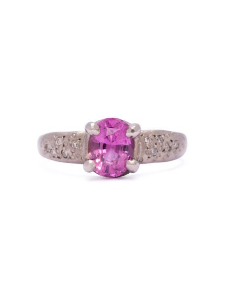 Prana Ring – White Gold, Madagascan Sapphire & Champagne Diamonds