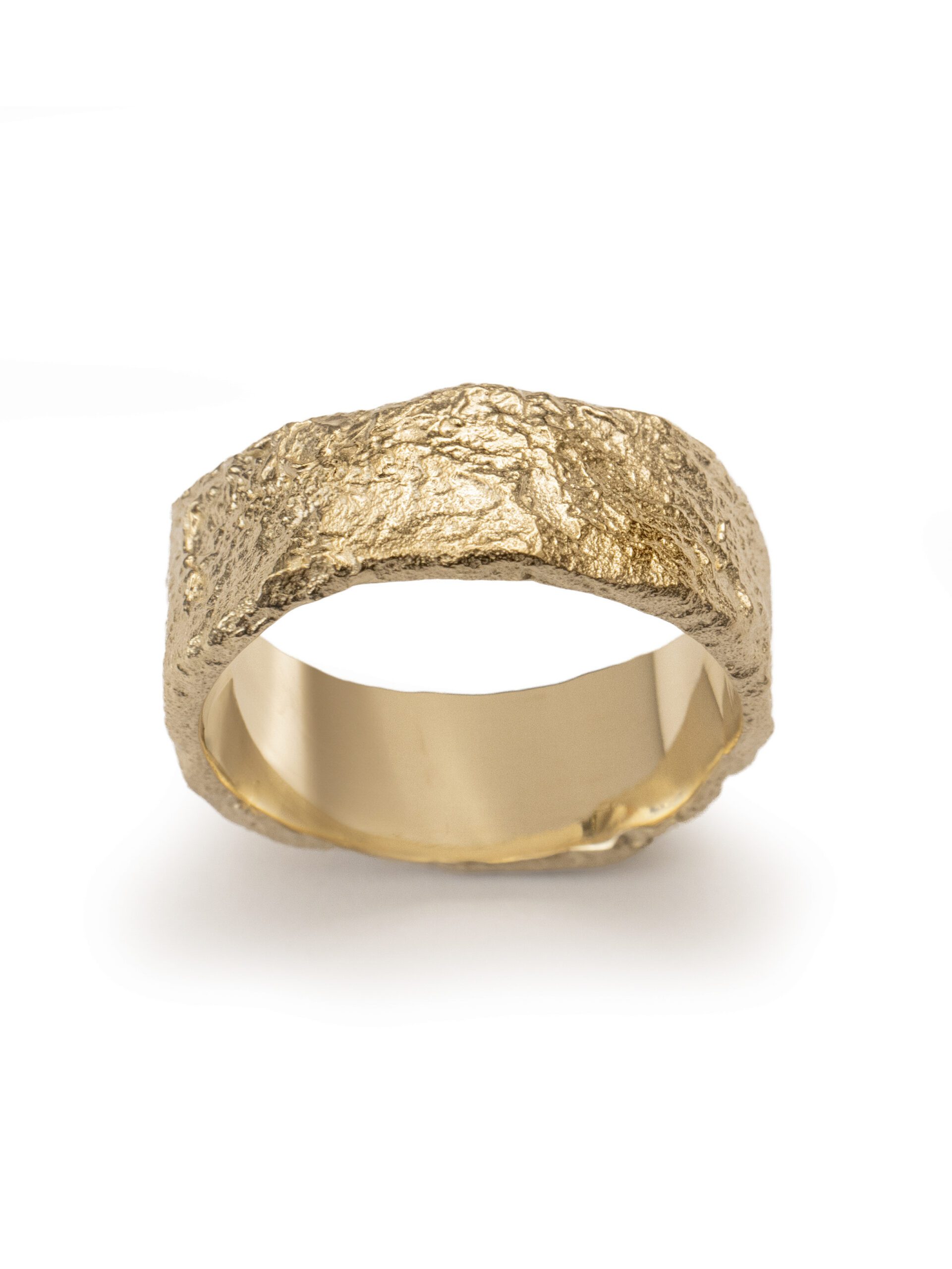 Medium Relic Ring – Yellow Gold