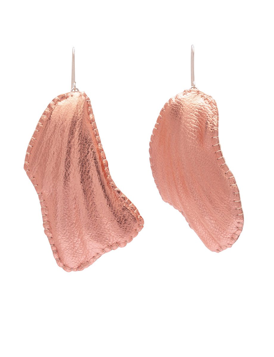 Single Soft Shell Hook Earrings – Leather & Shell Fragments