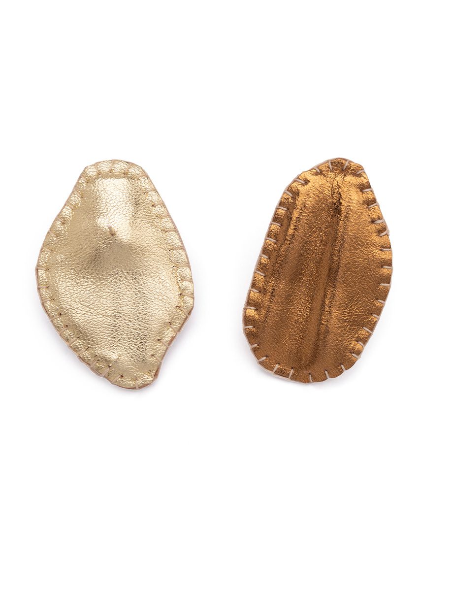 Soft Shell Stud Earrings – Leather & Shell Fragments