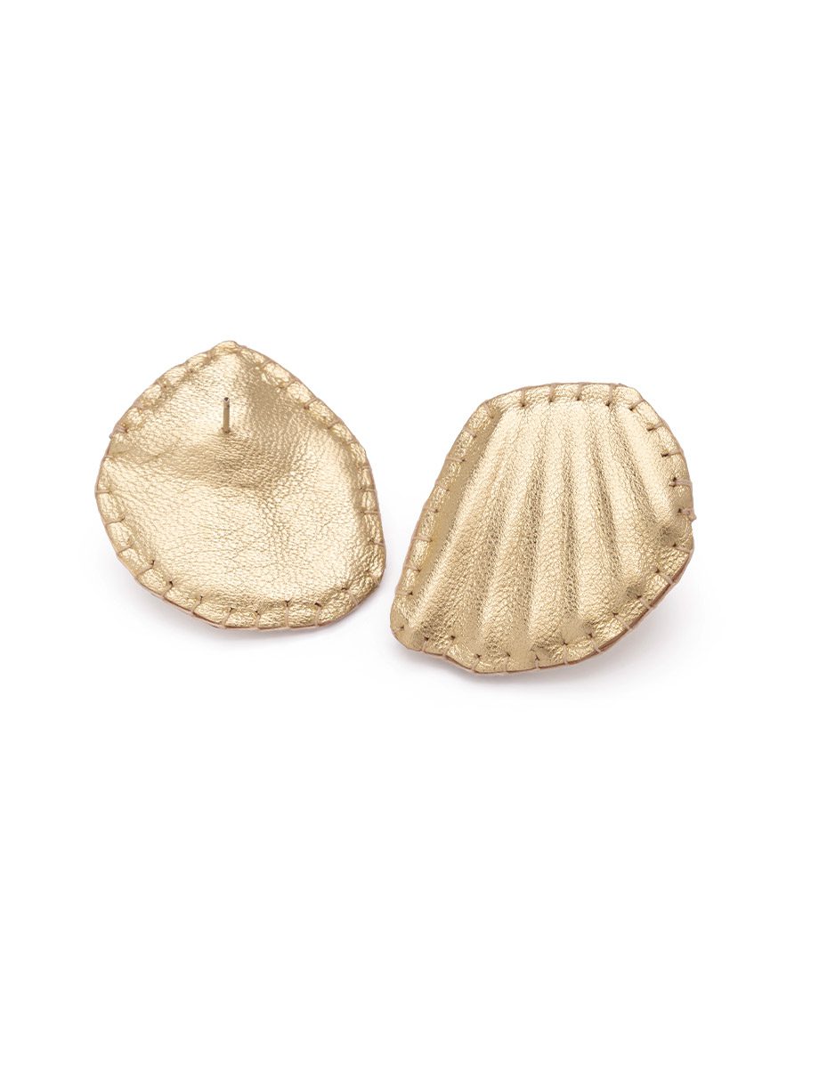 Soft Shell Stud Earrings – Leather & Shell Fragments