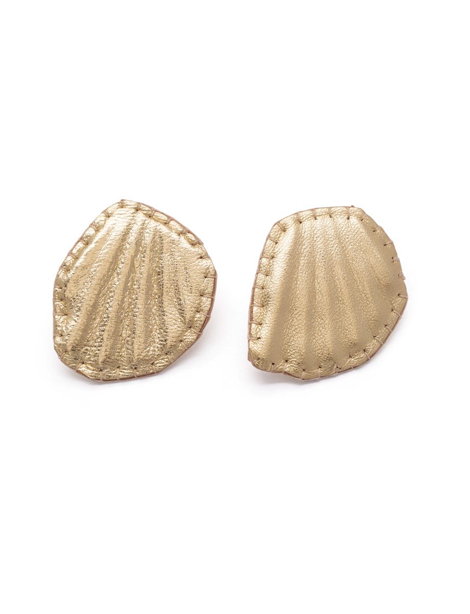 Soft Shell Stud Earrings – Leather & Shell Fragments