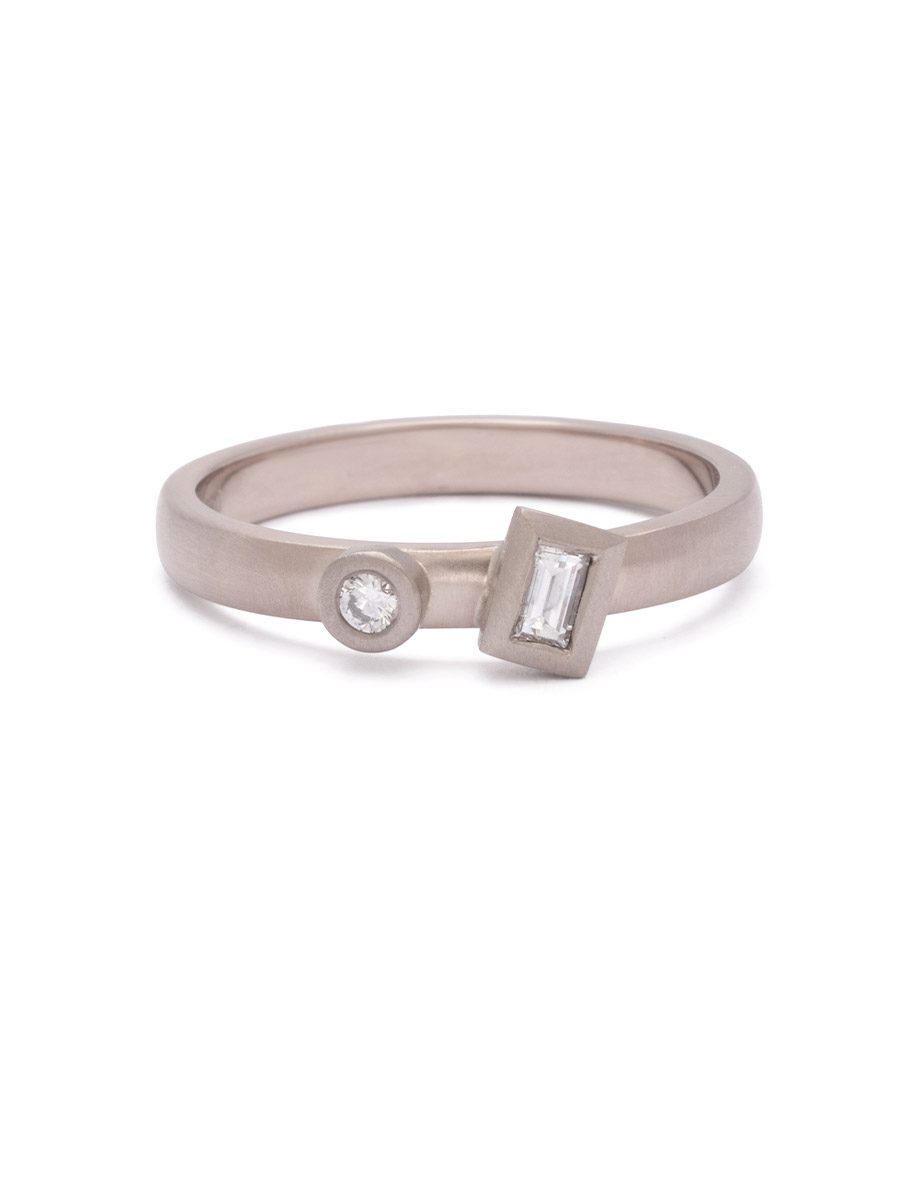 Stepping Stones Ring – White Gold & White Diamond