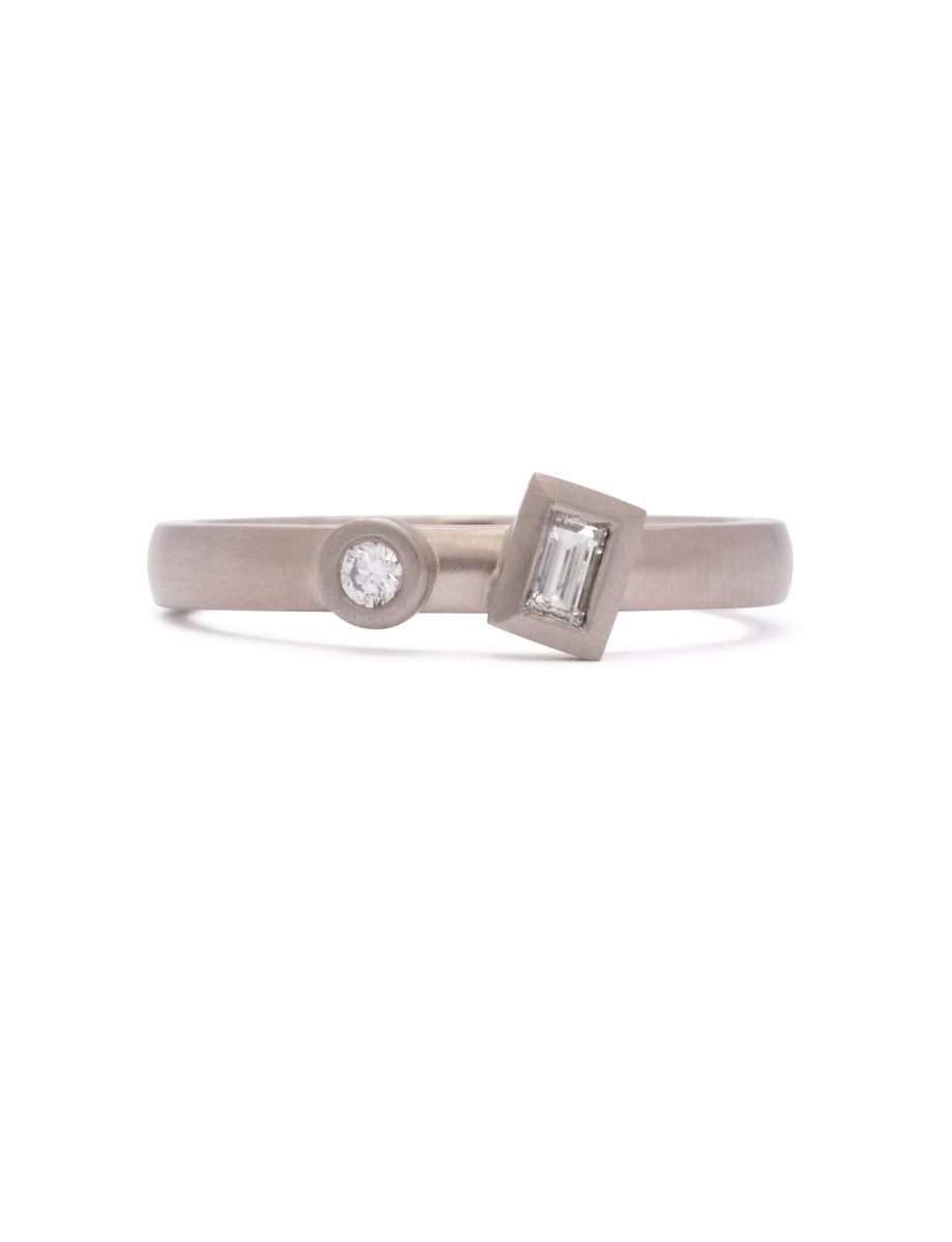 Stepping Stones Ring – White Gold & White Diamond
