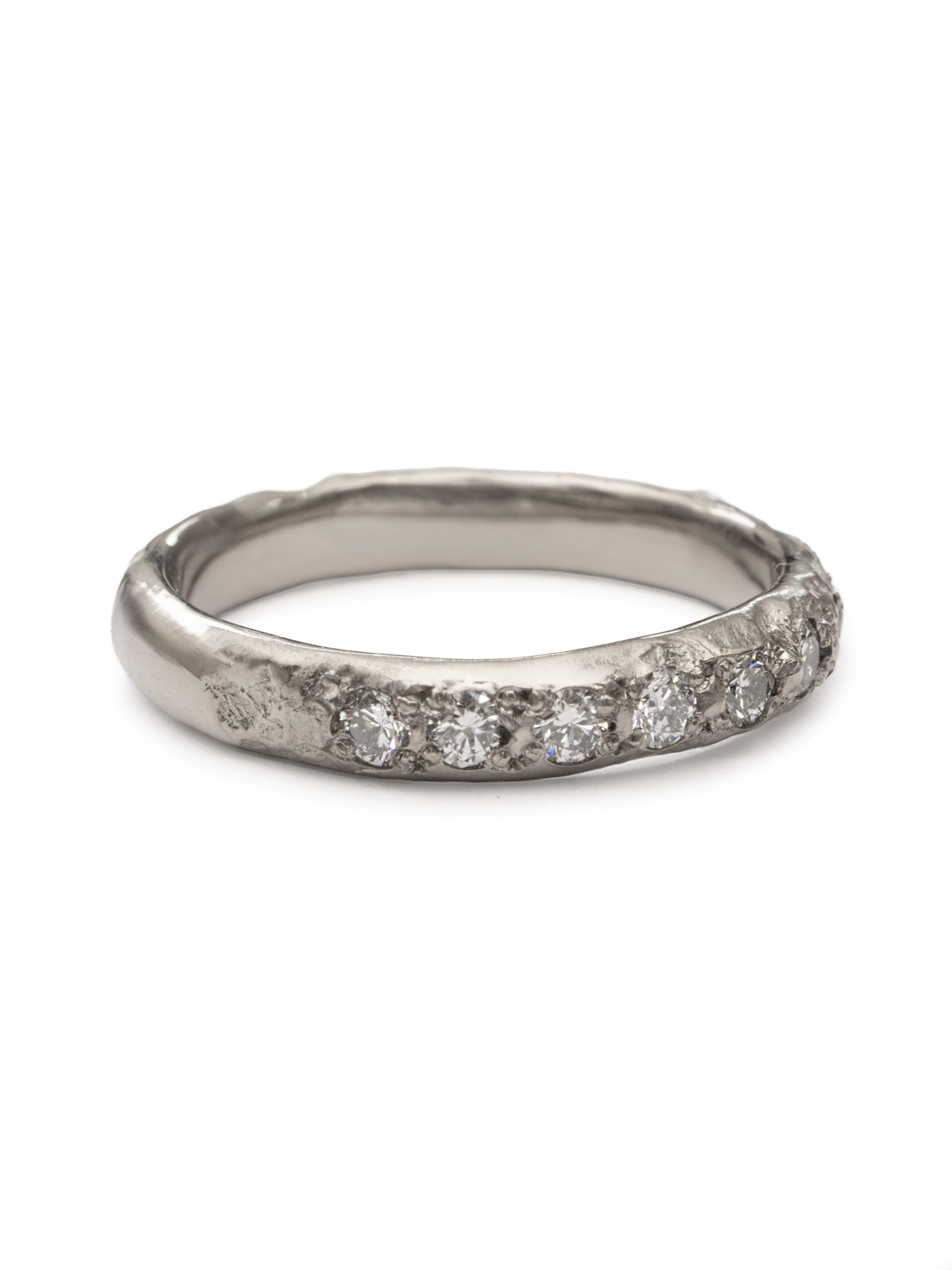 Wilt Pavé Ring – Palladium White Gold & Diamonds