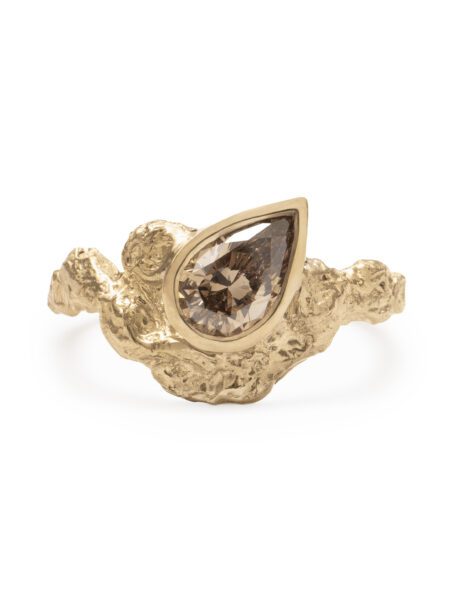 Loess Ring – Yellow Gold & Rustic Brown Diamond