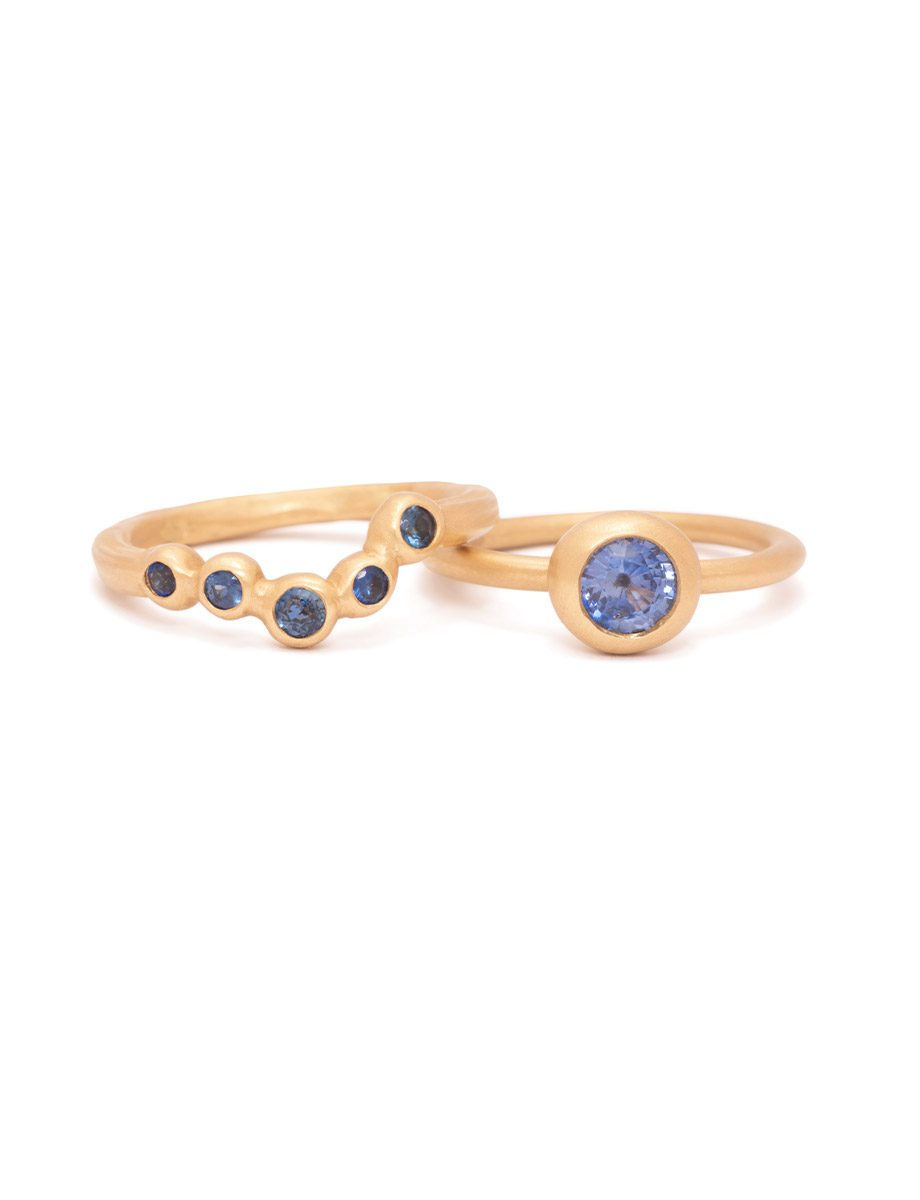 Etang Bleu Ring – Yellow Gold & Blue Sapphire