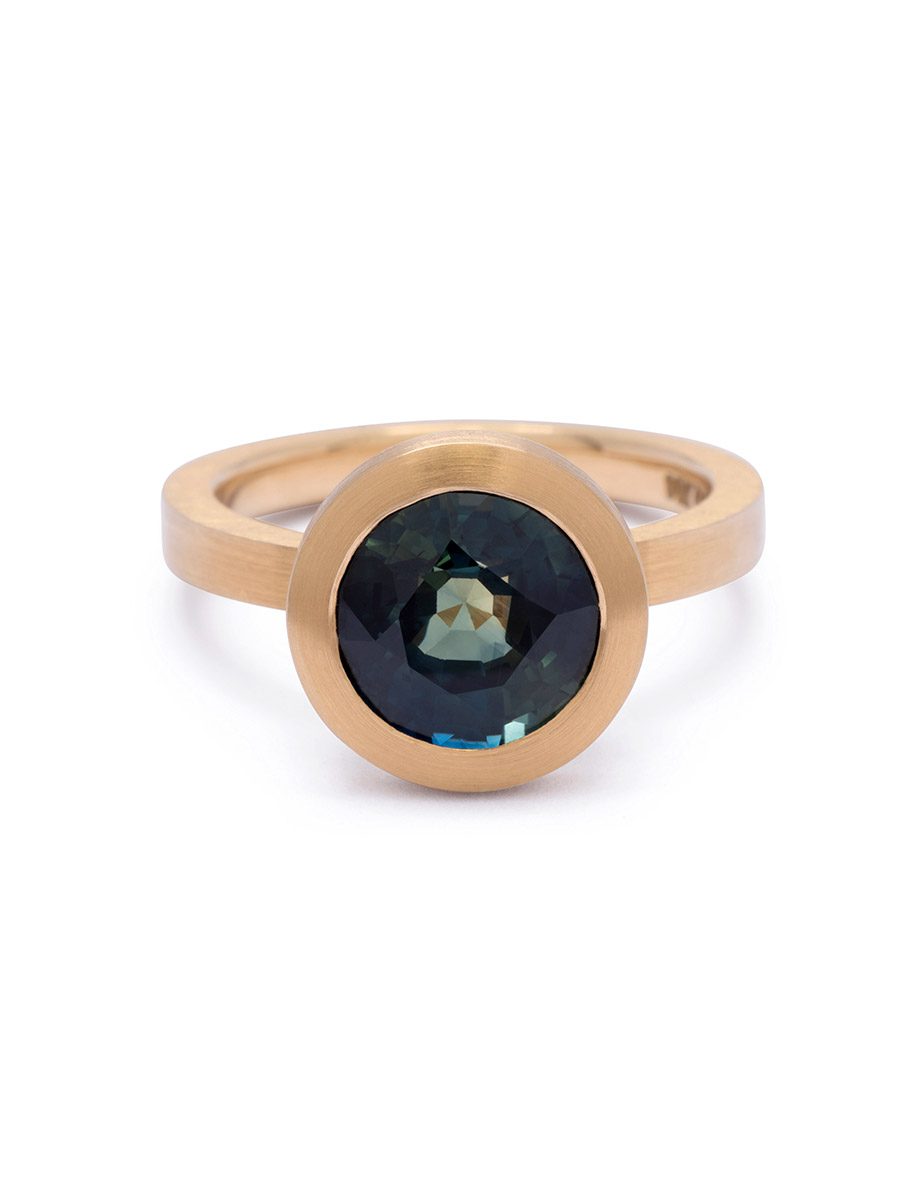 Silhouette Ring – Yellow Gold & Teal Sapphire