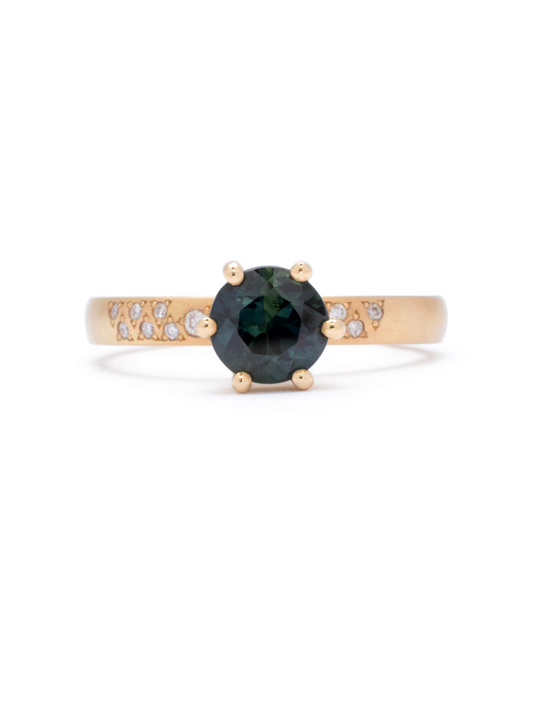 Moonlight Ring – Yellow Gold & Australian Parti Sapphire