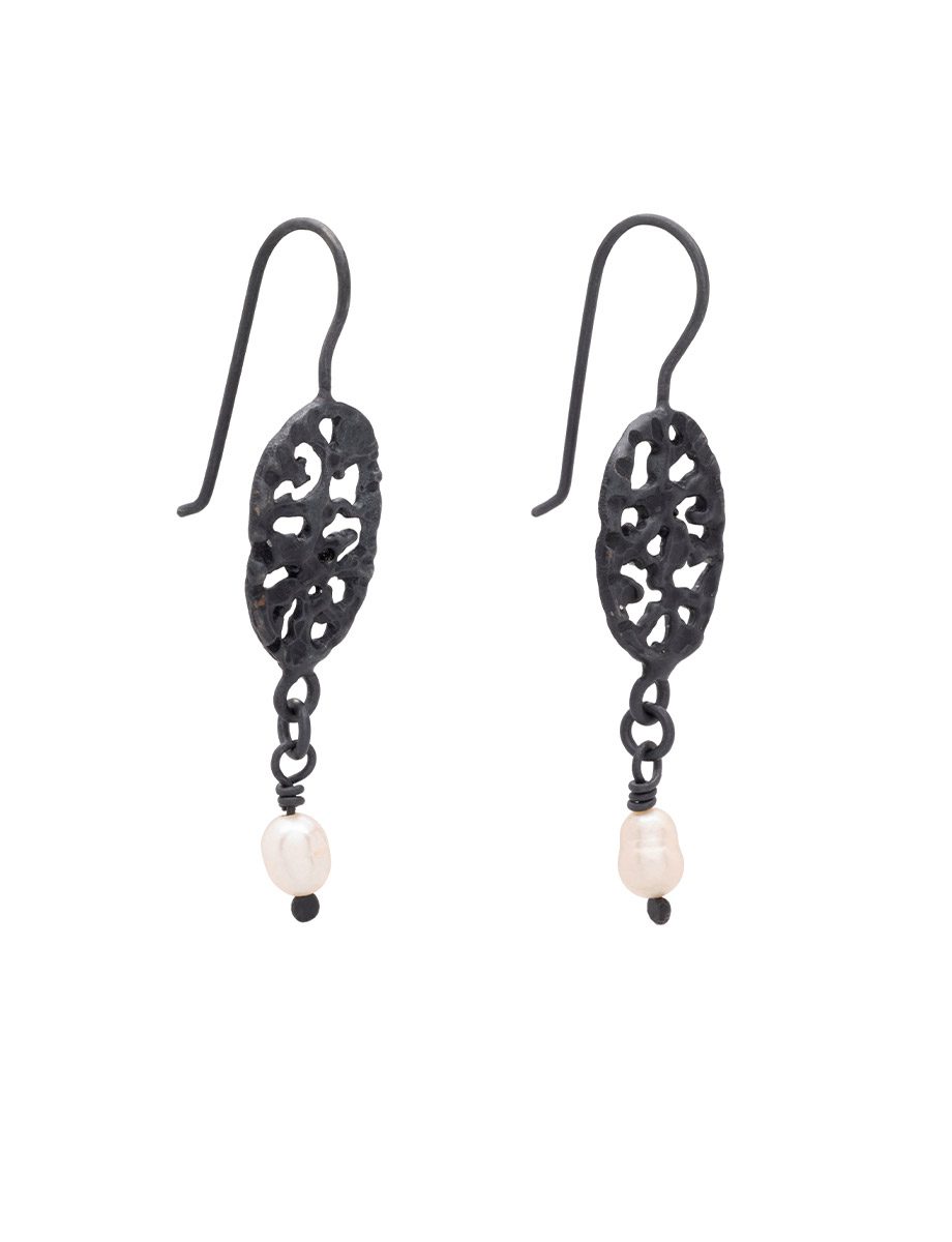 Oval Lattice Earrings – Matte Oxidised Silver & Pearls