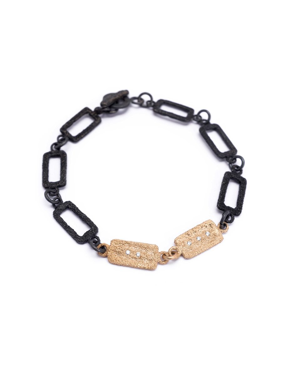 A Thousand Lights Bracelet – Yellow Gold & Oxidised Silver
