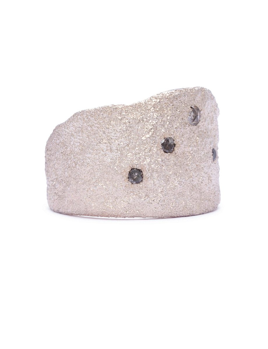 Unearthed Ring – Silver & Salt & Pepper Diamonds
