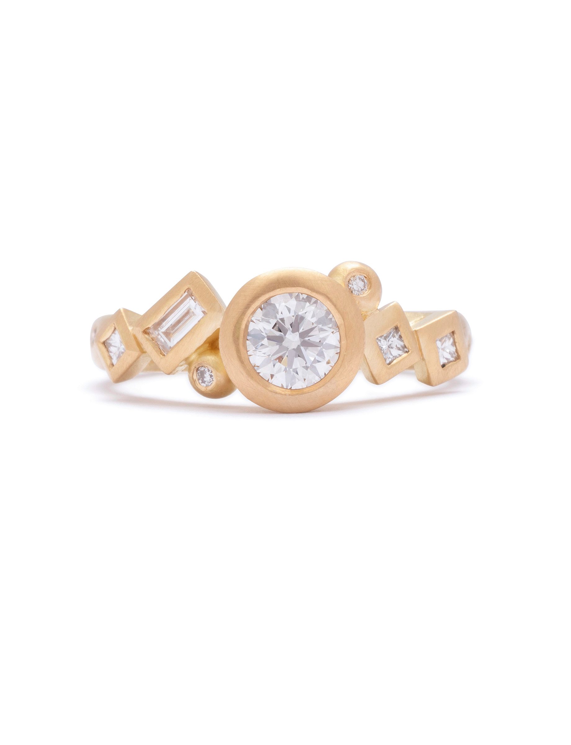 Freckles Ring – Yellow Gold & White Diamonds